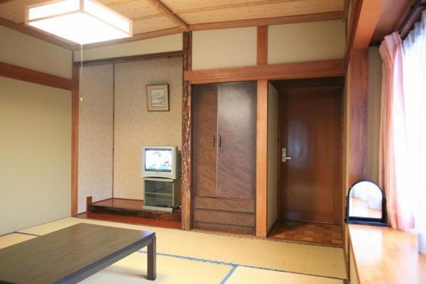 Country Inn Kashiwabara Хакуба Екстериор снимка